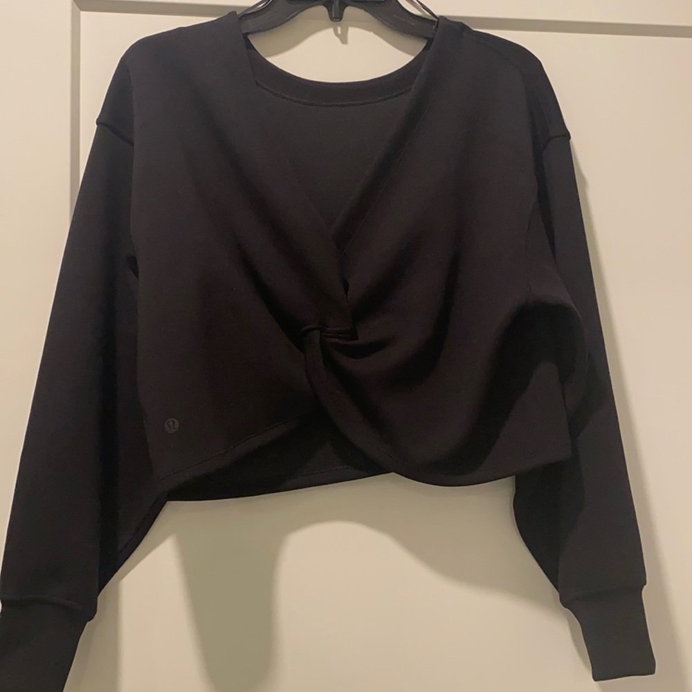 NWOT Lululemon reversible crew neck